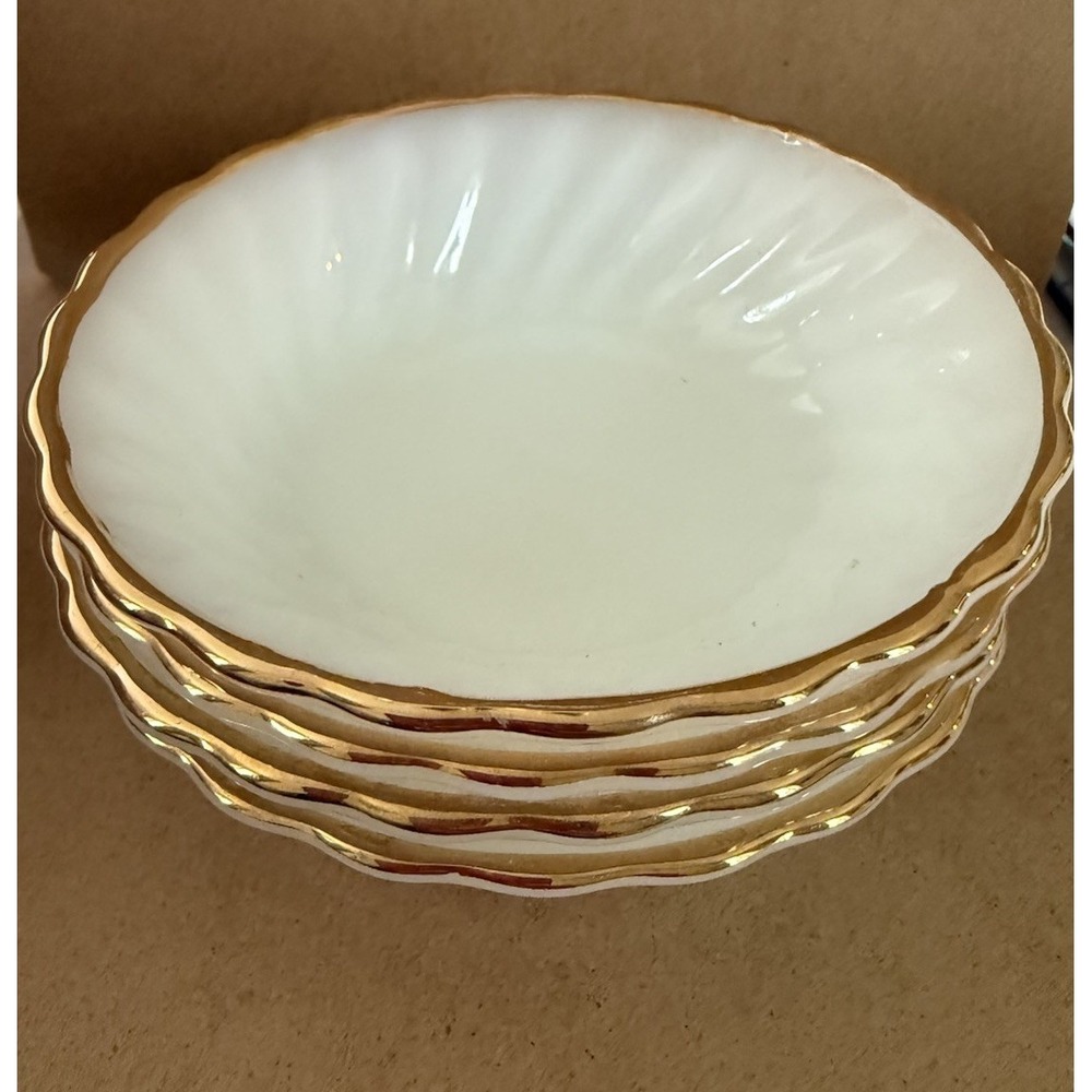 Vtg Fire King Anchor Hocking 4 Swirl Cereal Dessert Bowls Milk Glass Gold Edge